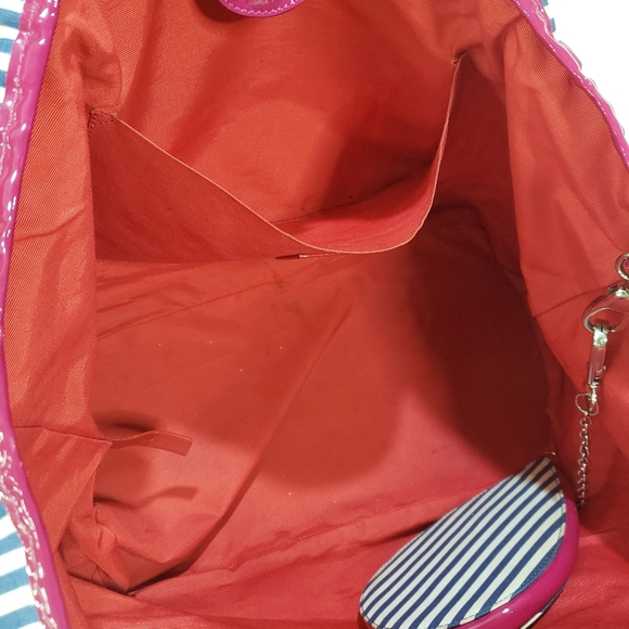 Tote - Picture 10 of 13